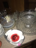 Assorted dishes/glassware