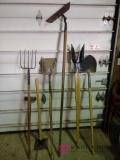 Lot of 7 yd tools including post hole digger
