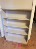 BR3 - Bookcase