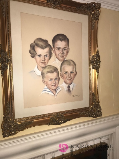 Gold frame family picture