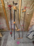 4 tall pipe clamps