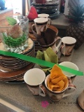 Pineapple dish set