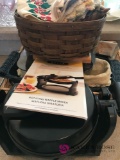 Bella rotating waffle maker/baskets