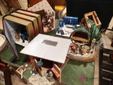 lot of six dioramas. BS