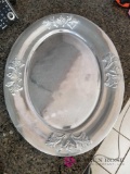 K - Platters and Serving Dish