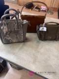 three ladies handbags Coach Paige Gamble Dofan France