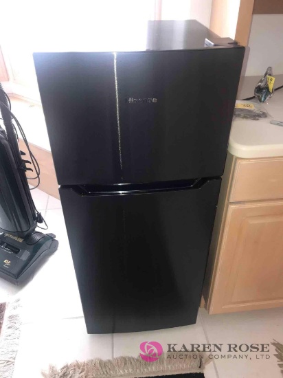 Hisense apartment refrigerator