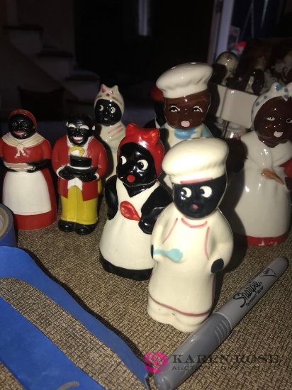 4- Sets Aunt Jemima salt/pepper shakers