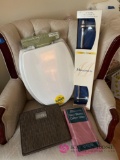 Bathroom lot toilet seat towel rack and miscellaneous in B3