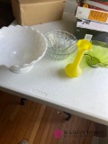 Decorative glass bowls and yellow vase in B3