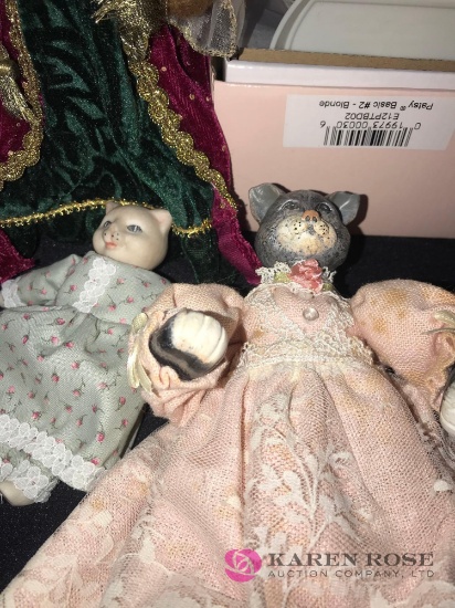 5- Cat porcelain dolls 10in to 5 in