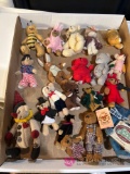 20 mini collectible bears