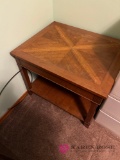 27x22 in End table