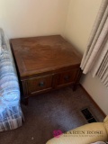 28 x 21 in end table