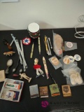 lot of miscellaneous collectible items