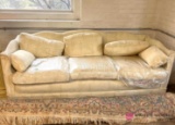 vintage 80 in sofa