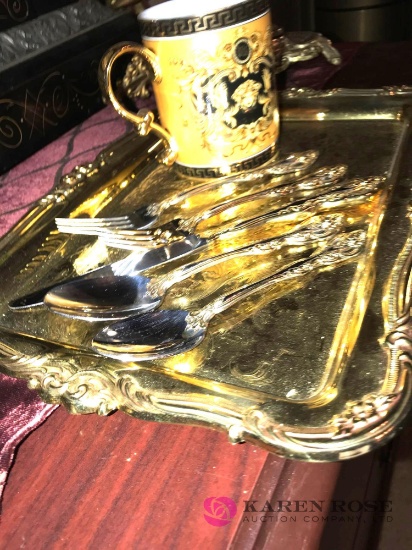 Silverplated tray / coffee cup/ spoons/ knife and forks