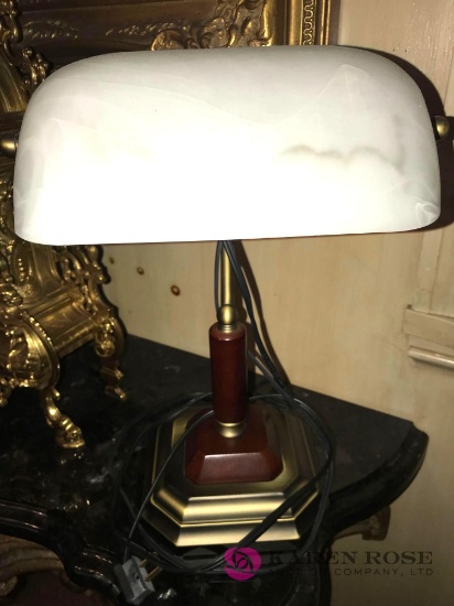 Metal base office lamp