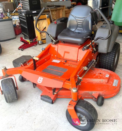 Husqvarna MZ6128 Zero turn lawnmower