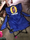 Folding chair fosters