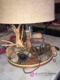 Western style table lamp 21 in tall