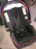 Graco Click connect baby car seat