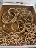 costume jewelry lot gold and pearl