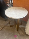20 in round side table