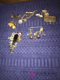 Cufflings/tie clips/bracelet