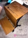 vintage school desk 20 in x 15 in desk& 21 in 29 in