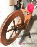 antique spinnng wheel
