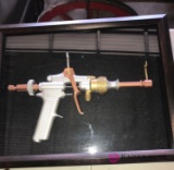 Devillbiss spray gun in display case 637995