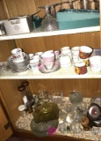 cups/saucers / salt/peppers /crystal glasware