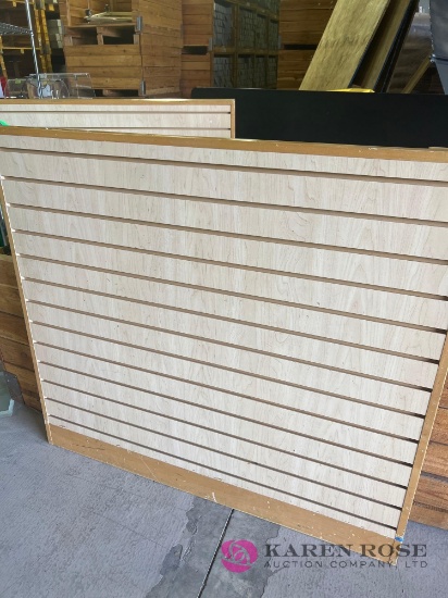 48x44 in heavy slat board