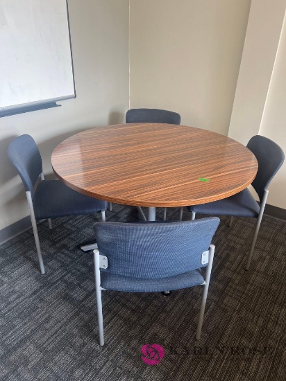 4 foot round table with four chairs Bring help to load