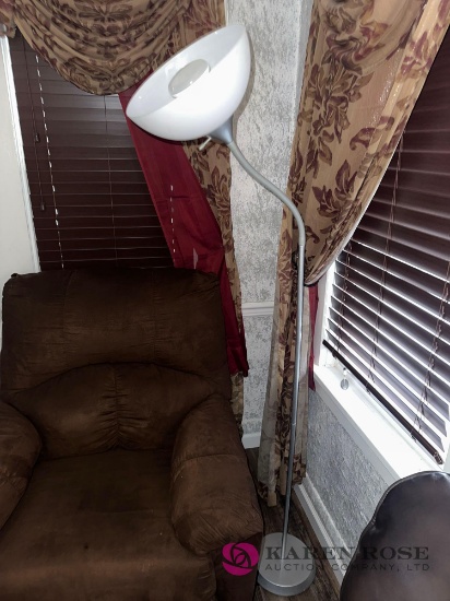 pole lamp