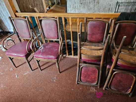 18 dining chairs