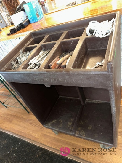 Commercial silverware rolling rack