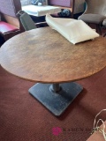 Round table with cover 42 in x 42 in