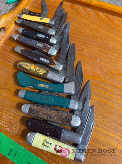 12. Assorted pocket knives used condition.