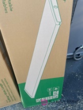 6- 4 ft LED lights -trailer