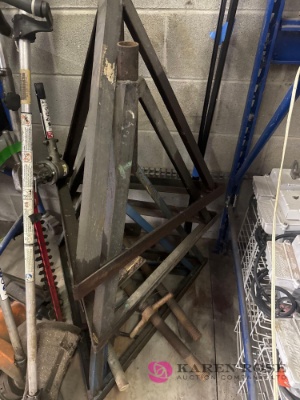 Boat Jacks lot