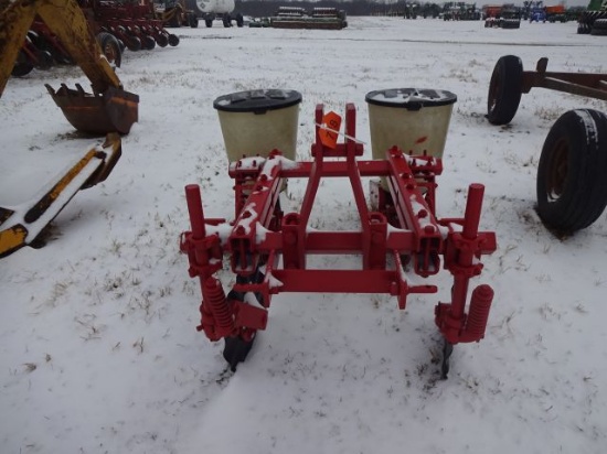 IH Plot Planter