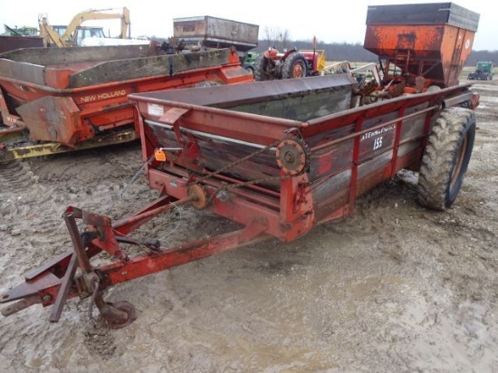 IH 155 Manure Spreader