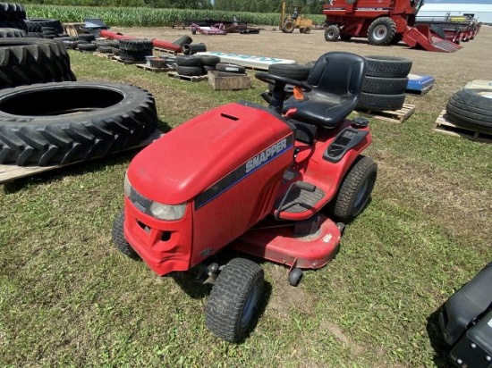 Snapper LT 200