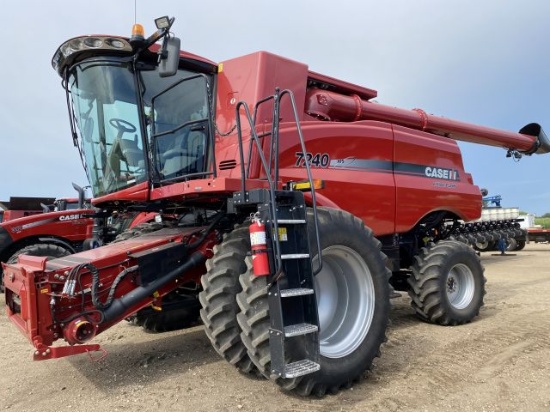 2015 Case IH 7240 Combine