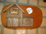 Picnic Basket & Wall Decor