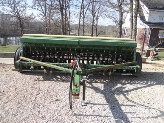 JD 8300 21 Hole Grain Drill