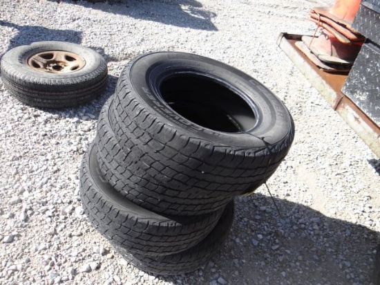 265R16 tire on rim