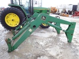 John Deere 640 Loader